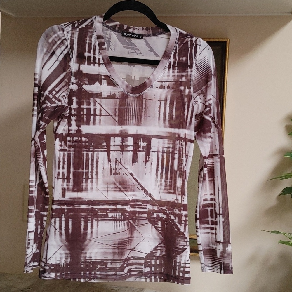 NWOT David Cline Carbon Mesh V-Neck Long Sleeve Top M